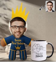BK Gift Kişiye Özel Fotoğraflı Kral Babam Tasarımlı Bebek Yastık-2 & Siyah Kupa Bardak Hediye Seti-11, Babalar Günü Hediye, Babaya Hediye