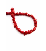 Mercan Doğal Taş Kırmızı Amorf Kesim 7x8mm Dizi