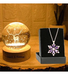 Kişiye Özel Büyük Boy Işıklı Ahşap Kaideli Geyik Temalı Cam Küre 8cm Ve Lotus Çiçeği Kolye
