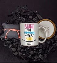 Motto Gift Kadınlara Özel Motivasyon Tasarımı Kupa & Bardak Altlığı & Pembe Bileklik Hediye Seti 110402