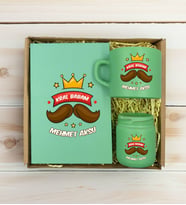BK Gift Kişiye Özel İsimli DTF Baba Temalı Yeşil Defter & Kahve Fincanı & Mum Hediye Seti-3, Babaya Hediye, Babalar Günü Hediyeleri