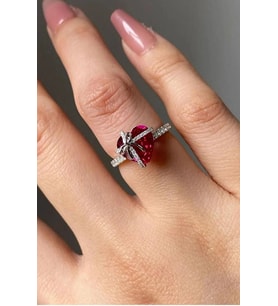 14 K White Gold Kaplama 925 Ayar Gümüş Ruby Kalp Tektaş Yüzük
