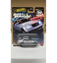 Hot Wheels Premium 2026 Fast And Furious 25. Yıl Mercedes-Benz 500 Sel Hnw46