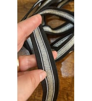 EN 2 CM LASTİKLİ GÜMÜŞ ÇİZGİLİ ŞERİT DİKİŞ AKSESUARI (1 METRE)