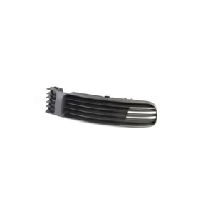 3B0853678B Tampon Izgarası SAĞ - Passat1997-2000