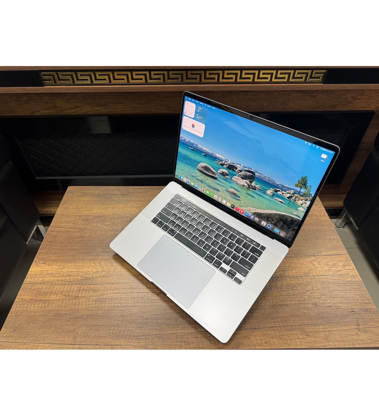 Apple MacBook Pro 2019 i7 16GB RAM 512GB SSD 16