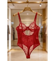 Kırmızı Kalp Nakışlı Transparan Tül Kadın Bodysuit