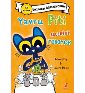 Yavru Piti Ellerini Yıkıyor
