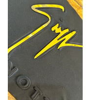 23X10 CM KABARTMA VARAKLI SİYAH ARMA DİKİŞ APLİK (Altın)