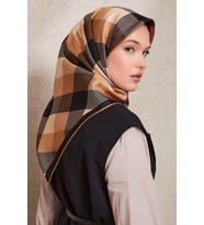 Noktalı Kareli Baskı Twill İpek Eşarp-0934 (Sütlü Kahve)