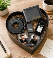 Kişiye Özel Premium Kalp Kutu Cüzdan Kemer Metal Lüx Anahtarlık Metal Çakmak İkili Siyah Mdf Masaüstü Çerçeve Hediye Set