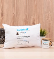 Kişiye Özel Twitter Tasarım Fotoğraflı Dikdörtgen Yastık ve Siyah Kupa