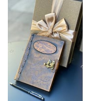 KİŞİYE ÖZEL DERİ DEFTER  -TÜKENMEZ KALEM  ve KUTU HEDİYELİ
