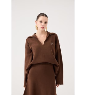 Oversize Kesim Polo Yaka Zoi Triko Kazak Beyaz (KAHVE)