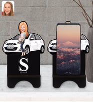 BK Gift Kişiye Özel Plakalı Kadın Nissan Micra Karikatürlü Ahşap Biblo Telefon Standı-1