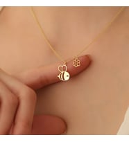 Tasarım Bal Peteği ve Arı Figürlü Kolye 925K Gümüş (Gold)