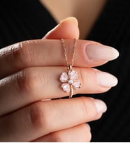 925 Ayar Gümüş Pembe Taşlı Dört Yapraklı Şans Yonca Kolye