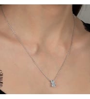 Ucarticaret S-warovski Taşlı Gümüş Tektaş Bayan Kolye
