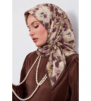Lesscarves Çiçek Desenli Pamuk İpek Eşarp LS2214