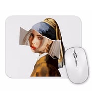 Billie Eilish İnci Küpeli Kız Mouse Pad