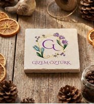 Kişiye Özel G Harfli İsimli Bardak Altlığı Doğum Günü Hediyesi (Krem)