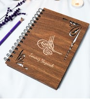 Kişiye Özel Osmanlı Tuğrası Desenli Ahşap Kapaklı Defter - Ajanda - İsme Özel - A5 60 Yaprak (120 SAYFA) Hediyelik (Gümüş)