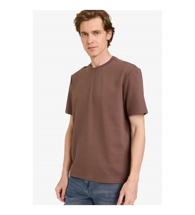 Defacto Bisiklet Yaka Çapraz Dokuma Kahverengi Erkek T-Shirt D7912AX/BN534