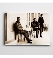 Atatürk Tablosu Sandalyede Atatürk Kanvas Tablo