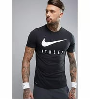 Dri-Fit Training Swoosh Erkek Tişört