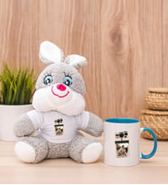 Kişye Özel Polaroid Tasarım Fotoğraflı Peluş Tavşan ve Mavi Kupa