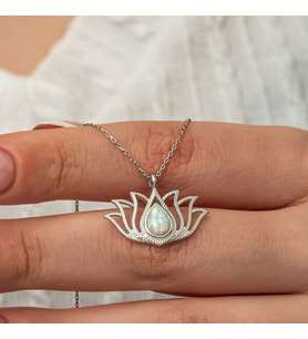 Opal Taşlı Lotus 925 Ayar Gümüş Kadın Kolye