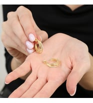 Beyaz Zirkon Taşlı Üç Sıralı Gold Renk 925 Ayar Gümüş Kadın Küpe