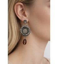 Taş Detaylı Çiçek Sallantılı Küpe (Gümüş)