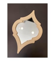 Dekoratif Polyester Tekli Damla Ayna Krem