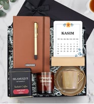 Kişiye Özel Defter & Kalem & Takvim & Fincan & Mum & Türk Kahvesi Hediye Seti