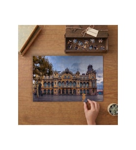 Barcelona - Katedral - Tarihi Yapı Tasarımı 240 parça Ahşap Puzzle Ahşap Kutuda MP01264