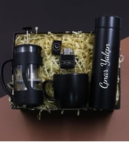 Kişiye Özel Dereceli Termos & French Press & Benzinli Çakmak & Siyah Kupa Hediye Seti