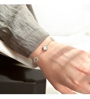 VAN CLEEF YONCA ŞANS BİLEKLİK  925 Ayar Gümüş Bileklik (Beyaz)