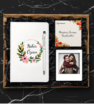 İsminize Özel Beyaz Deri Defter & Kutulu Metal Tükenmez + Instagram Çerçeve