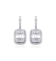 2.45 Karat Baget Pırlanta Küpe