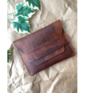 ALESTA LEATHER İsme Özel Minimal Kartlık - El Yapımı Hakiki Deri (Koyu Taba)
