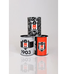 "DEKOMUS CEP DEFTERİ HEDİYELİ" YENİ SEZON LİSANSLI BEŞİKTAŞ "TEKLİ" METAL KUMBARA