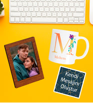 Kişiye Özel Baş Harf İsim Soyisim Beyaz Kupa  Fotoğraflı Çerçeve Ve Kendi Mesajını Oluştur Kart Seti