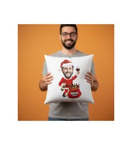 Neşeli Bir Yıl Karikatürlü Yastık