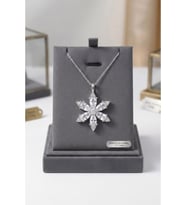 925 AYAR GÜMÜŞ LOTUS KADIN KOLYE (beyaz)