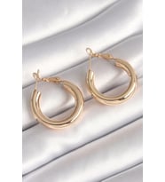Pirinç Gold Renk Halka Model Kadın Küpe (Karışık)