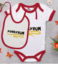 BK Kids Donayrum Tasarımlı Kırmızı Bebek Body Zıbın ve Mama Önlüğü Hediye Seti-1