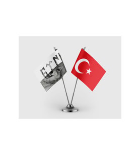 Göktürkçe Türk Bozkurt ve Türk Bayrağı İkili Saten Masa Bayrağı Takımı