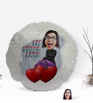 BK Gift Kişiye Özel En Güzel Anne Karikatürlü Yuvarlak Dekoratif Kırlent Yastık-1