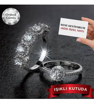 Gümüş 2.50 Carat Beştaş Ve 1 Carat Tektaş Yüzük ışıklı kutuda